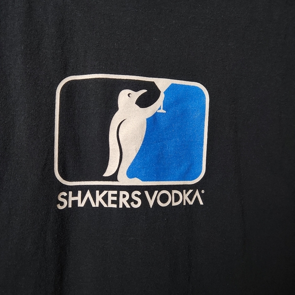 Shakers Vodka sleeveless t-shirt - Picture 4 of 5